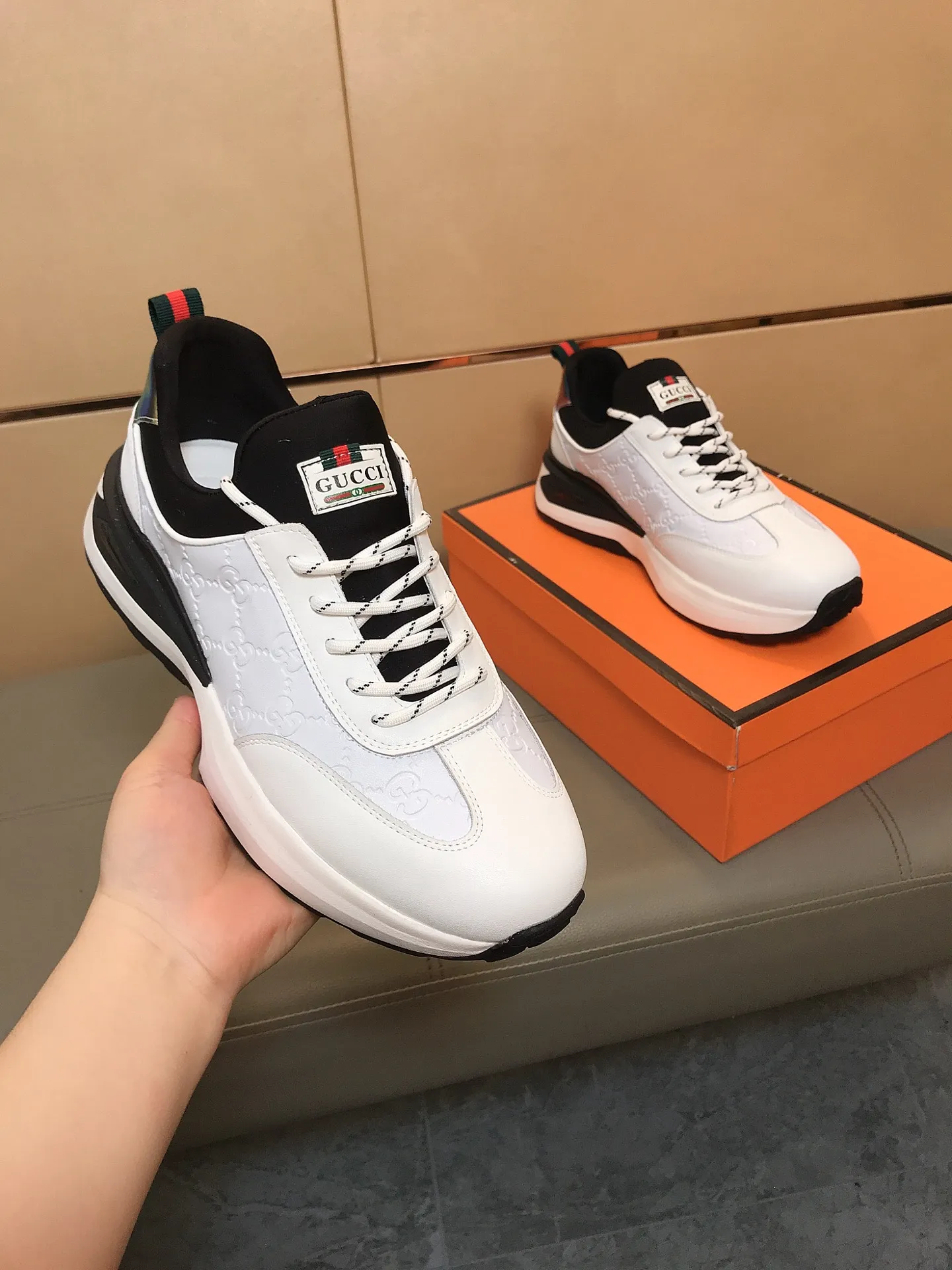 Factory price P442 💎👟👟[GUCCI] The latest trendy men's casual shoes, the fabric is made of embossed cowhide imported from Italy, comfortable sheepskin lining + feet, the original outsole is wear-resistant and non-slip, high-level version, exquisite workmanship. Code number: 38-44